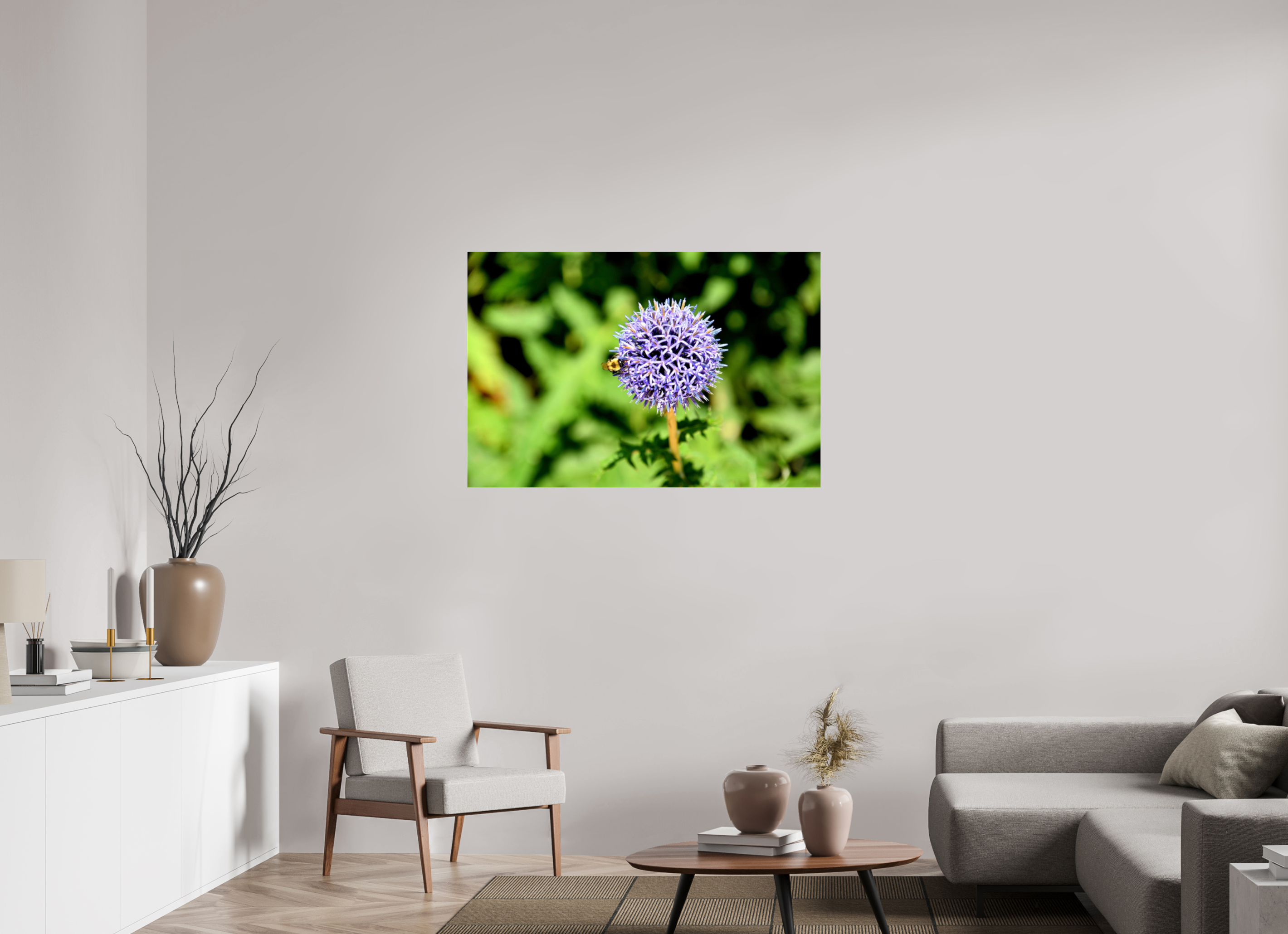45 x 30″, Photo Print Fuji Crystal Archive Under Acrylic Glass The Bee & The Globe Thistle (Echinops)