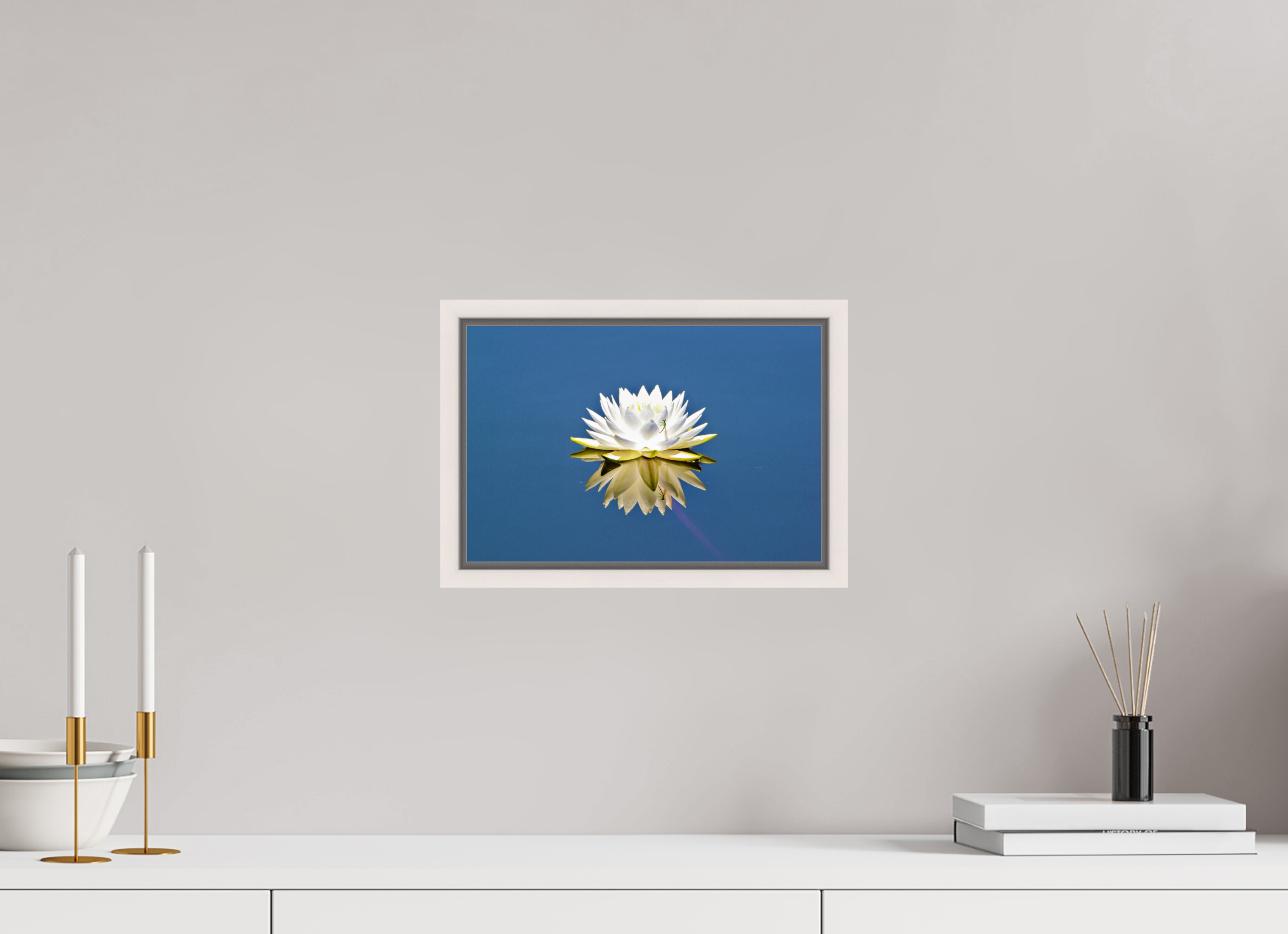 12 x 8″, Floater Frame, Basel 0.6", Maple White, Glossy Acrylic Glass Floating Grace