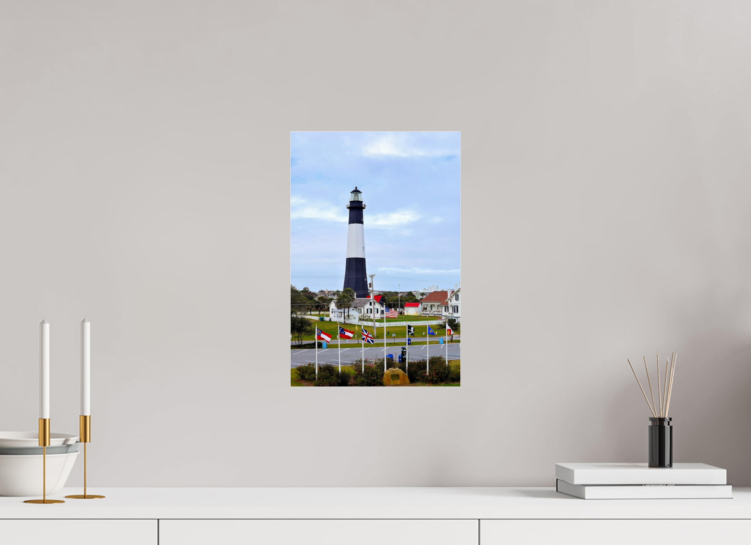 10 x 15″, Photo Print Under Acrylic Glass Heritage at Tybee: The Lighthouse & Grounds