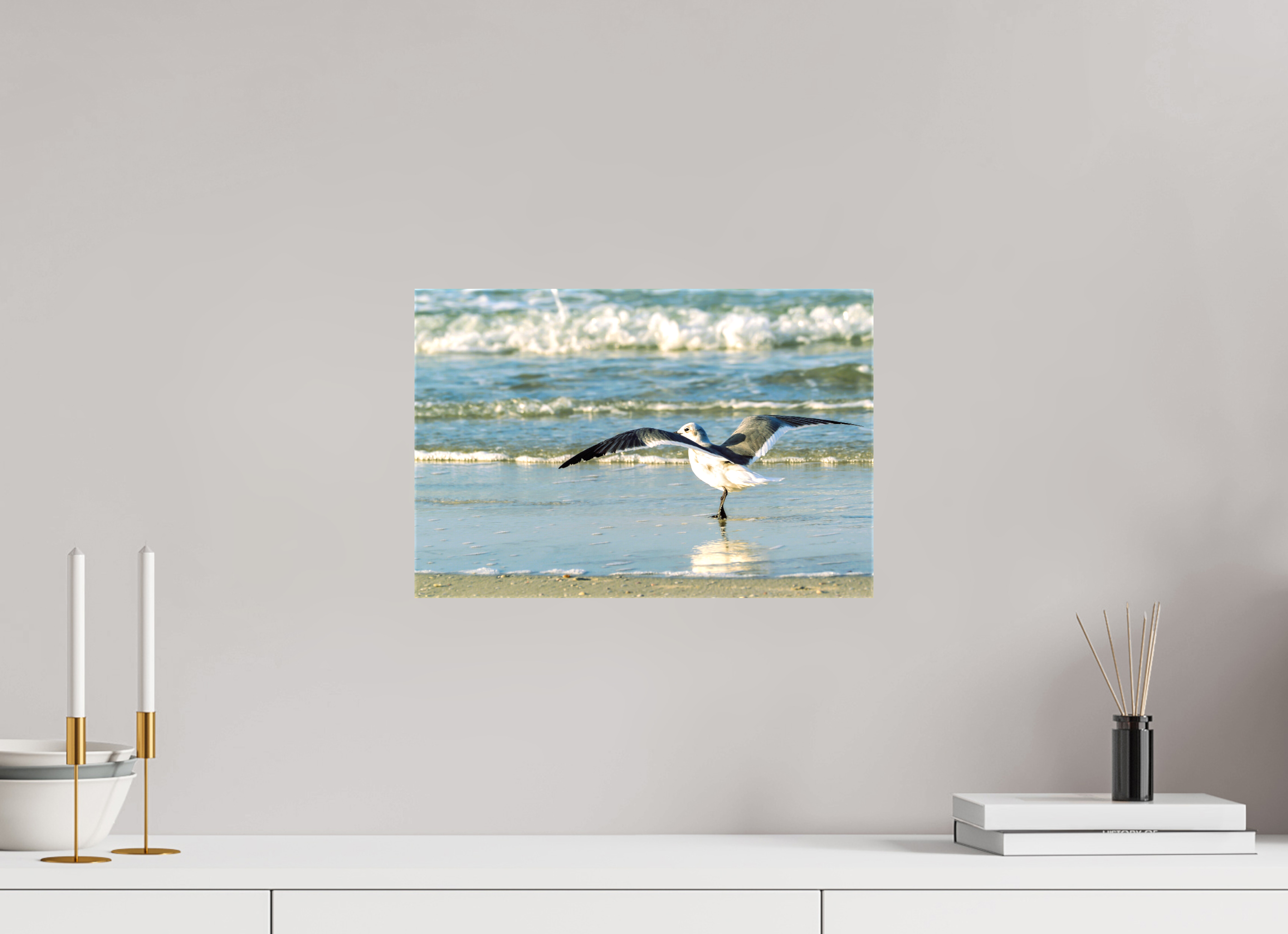 15 x 10″, Glossy Canvas on Stretcher Frame, 1,57" Wrapped Laughing Gull in Motion